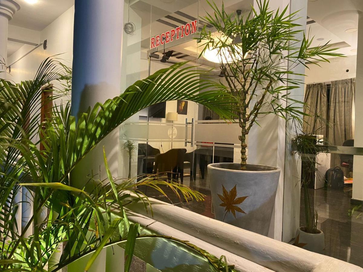 Le Poshe Beachview - Tie Hotels & Resorts بونديتْشيري المظهر الخارجي الصورة