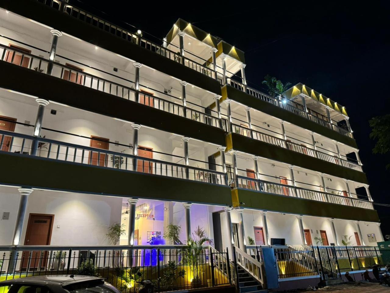 Le Poshe Beachview - Tie Hotels & Resorts بونديتْشيري المظهر الخارجي الصورة
