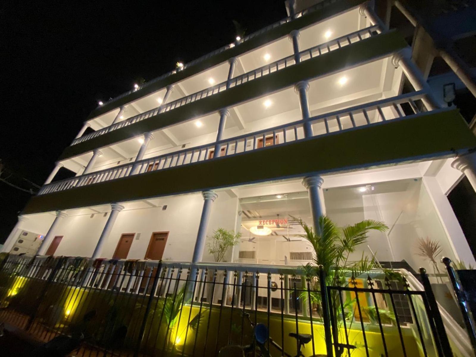 Le Poshe Beachview - Tie Hotels & Resorts بونديتْشيري المظهر الخارجي الصورة